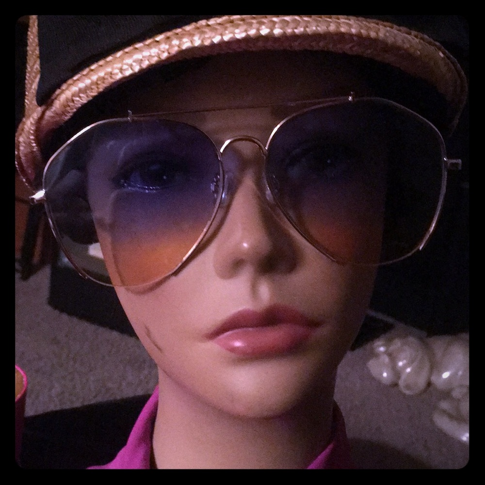 Fashion oversized sunshades